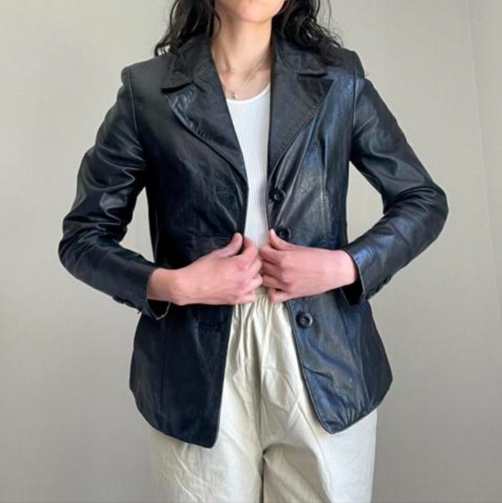 NINE WEST WOMEN'S GENUINE LEATHER BLAZER SIZE 14. RUNS SMALL SEE MEASUREMENTS